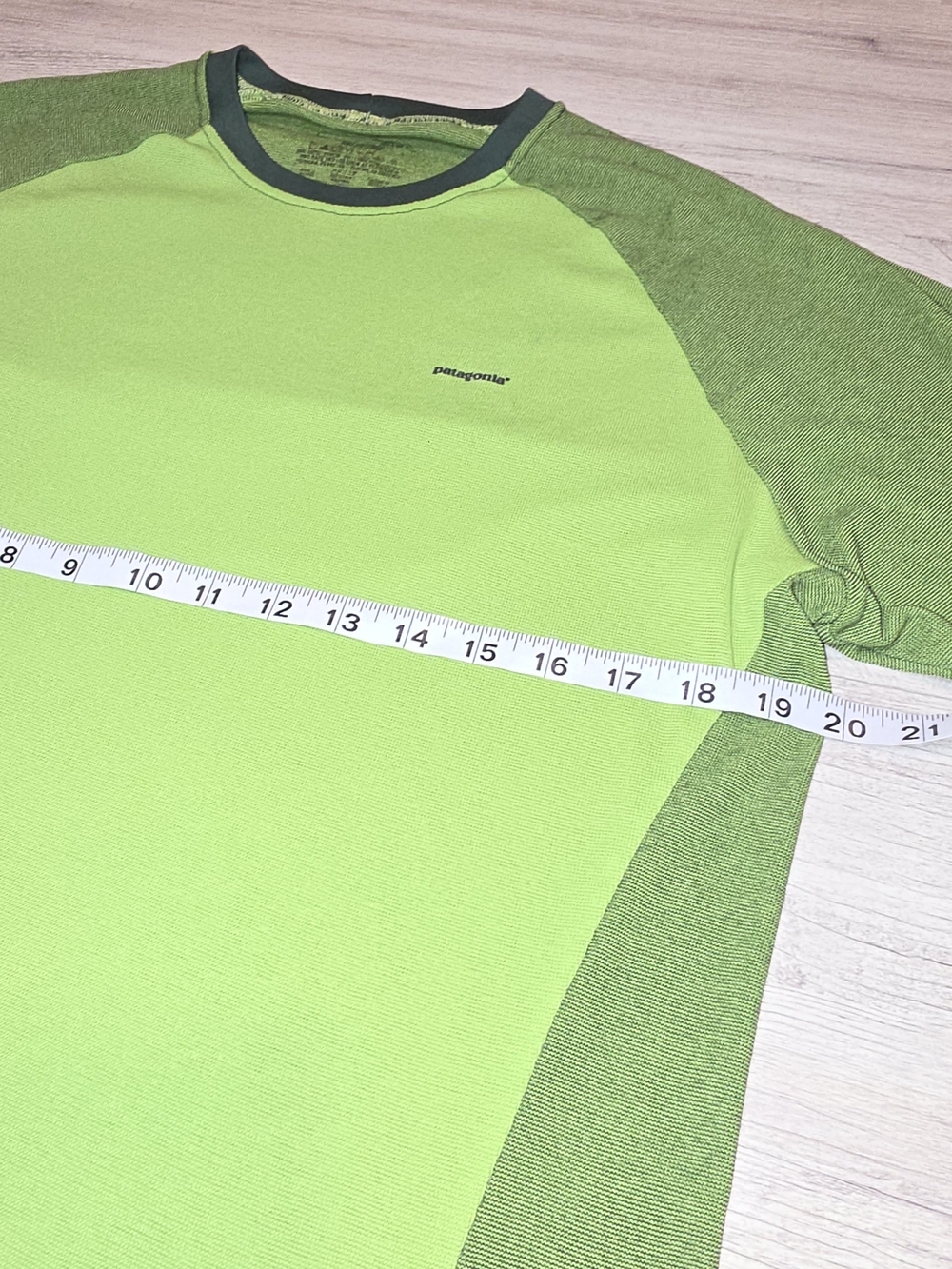 Patagonia Capilene Short Sleeve Shirt Men's Green Size L - Picture 3 of 7